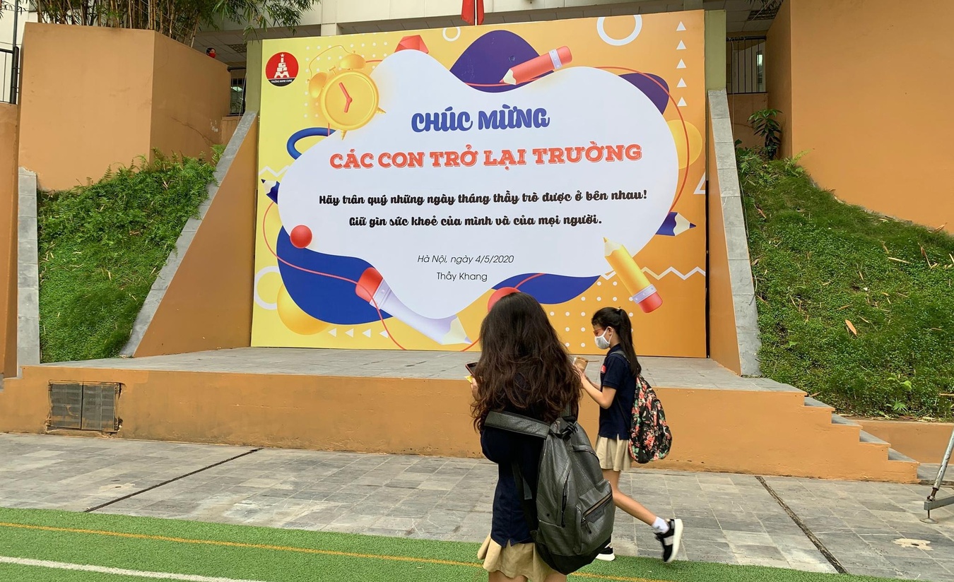 Hà Nội: Học sinh từ lớp 7-12 ở vùng xanh, vàng trở lại trường từ 8.2  - ảnh 1