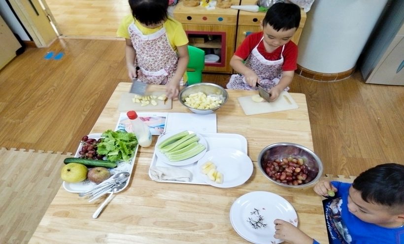 C:\Users\Techsi.vn\Desktop\Giờ chơi góc\z3795797179397_de7e3dd4c9dfe8d9796ec489baae9319.jpg