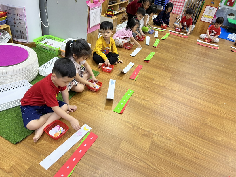 C:\Users\Techsi.vn\Desktop\ảnh hội giảng toán\z3869906465566_3253ea83f31008c7d3de00588a150798.jpg