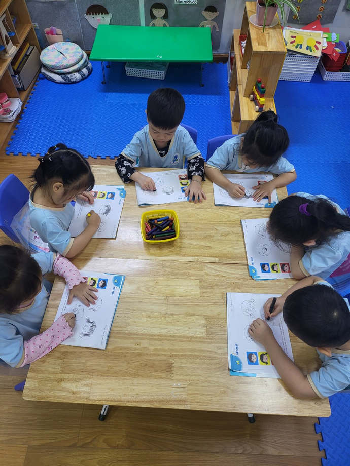 C:\Users\Techsi.vn\Desktop\New folder (3)\z3850836028910_2114f9670cc2b1d25618d8f1a194f2d2.jpg