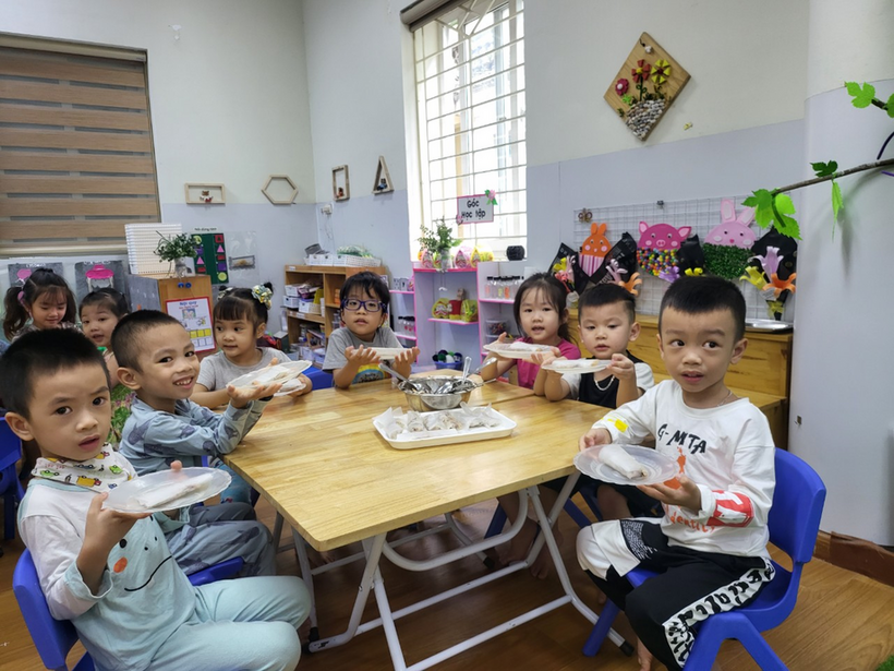 C:\Users\Techsi.vn\Desktop\New folder (4)\z3854140633131_5146aaada7977db9f1be6a8c76090ac6.jpg