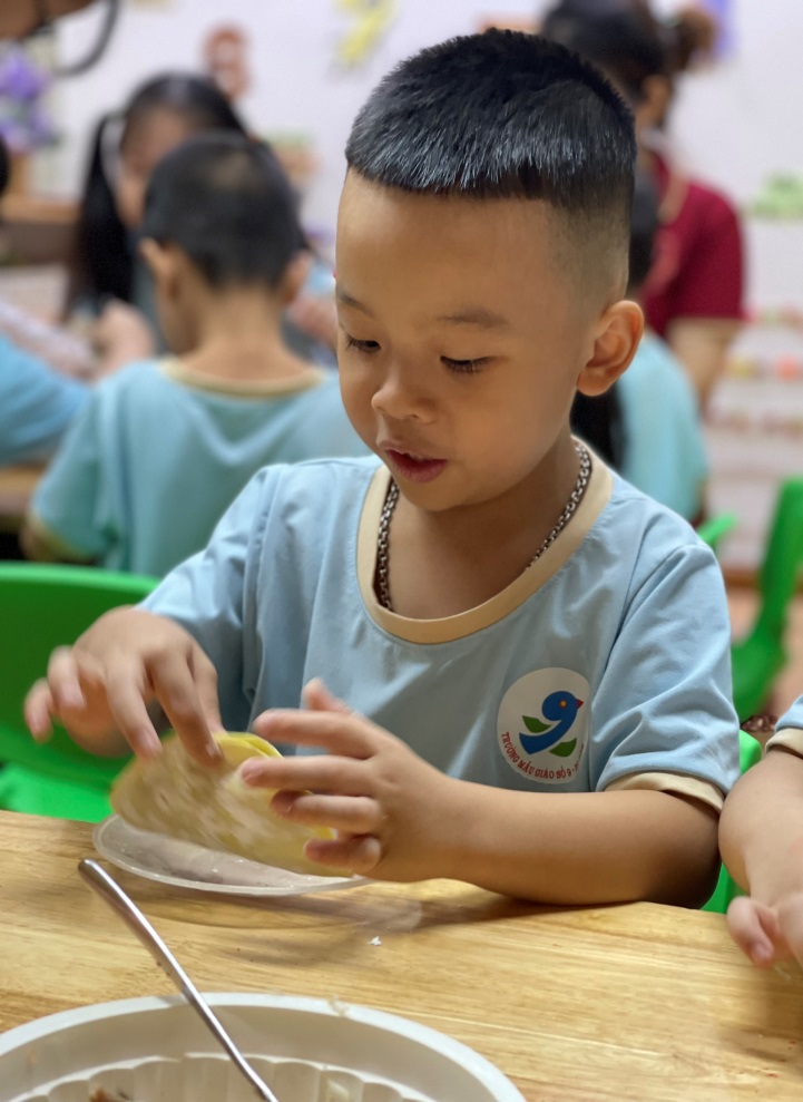 C:\Users\Administrator\Desktop\BANH GOI\z3864039306410_4286f8a1258725f0f982e8616668f4a6.jpg