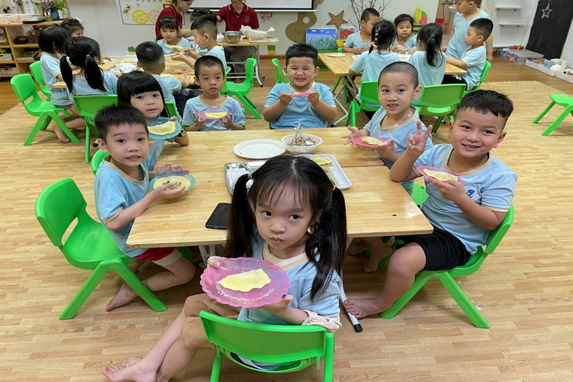 C:\Users\Administrator\Desktop\BANH GOI\z3864023065766_66b45bbeec2c795bef7102c12503b7a7.jpg