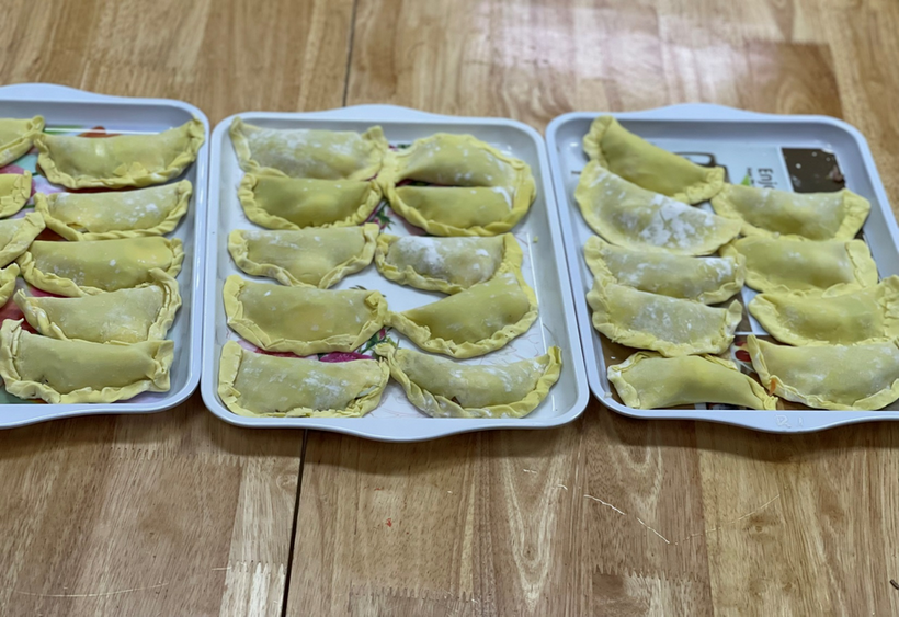 C:\Users\Administrator\Desktop\BANH GOI\z3864021286951_13882fd042ff3de2c14942ccc6bd892a.jpg