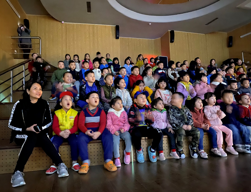 C:\Users\Administrator\Desktop\New folder (2)\z3989214024014_358b1307399bcb14d64b2918c71c4590.jpg