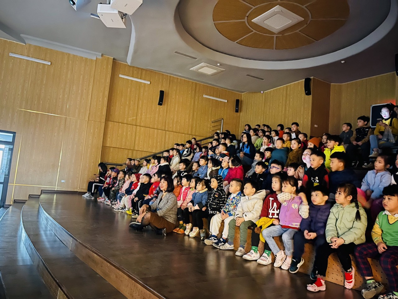 C:\Users\Techsi.vn\Desktop\New folder (2)\z3989041589906_1af6207448a80b386944240a58486d13.jpg