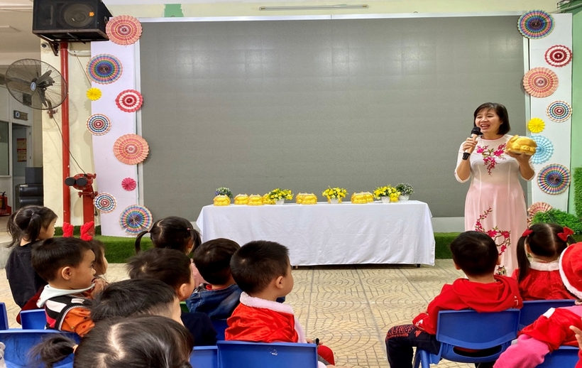 D:\Truong 9\anh B4\Xuan yeu thuong\z3982109635936_d97200e9b1f3f22aff563f47b5d733be.jpg