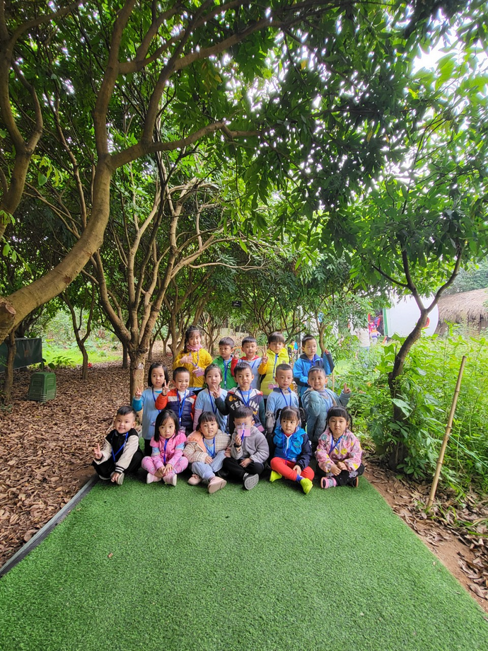 E:\New folder\ảnh B3\ảnh tham quan\z3944254801422_9090c5343f5c3d23184a2d42ec677ee2.jpg