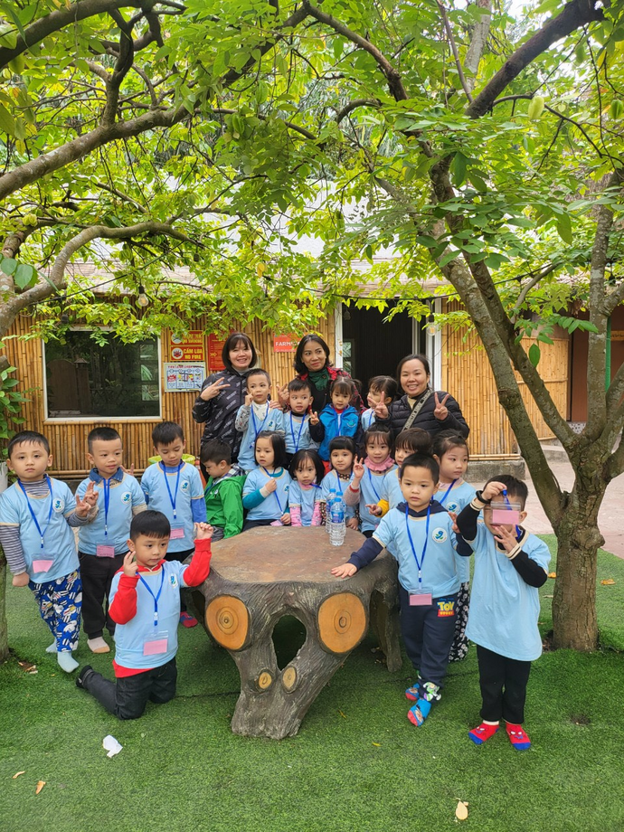 E:\New folder\ảnh B3\ảnh tham quan\z3944254940375_97536a28e08d27b83025dc96e435c1ea.jpg