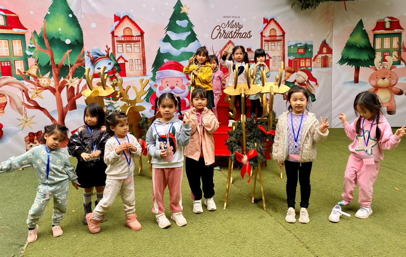 C:\Users\Administrator\Desktop\anh tham quan\z3943238204738_e02eb427bf04fed18e4d6886499ca96e.jpg