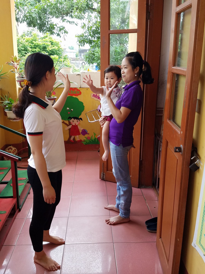 5 cách cho con đi học không khóc, bố mẹ nhàn tênh