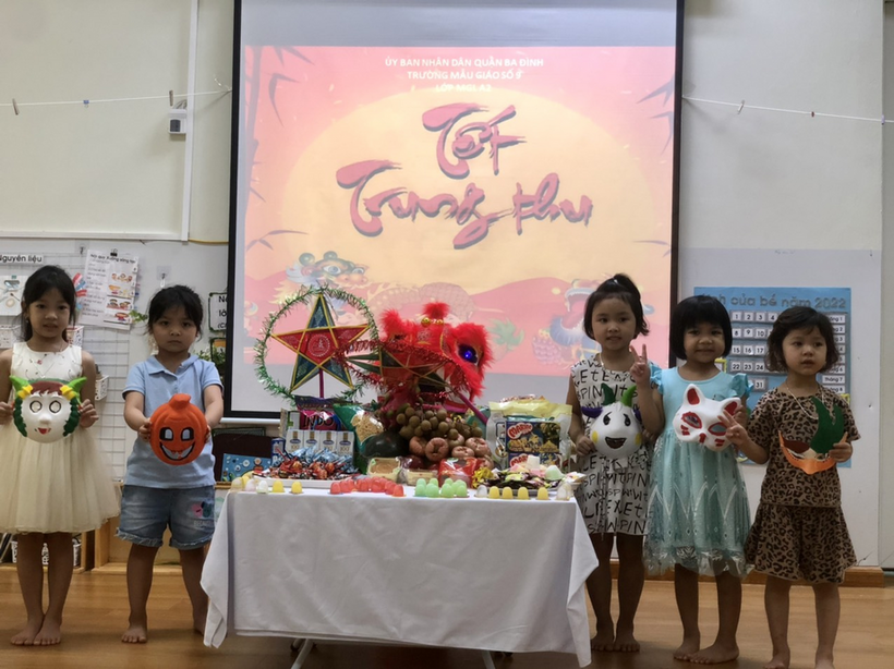 C:\Users\Techsi.vn\Desktop\Vẽ mặt nạ\z3708095516488_093e793b9a2c41324e81cce4f7d44974.jpg