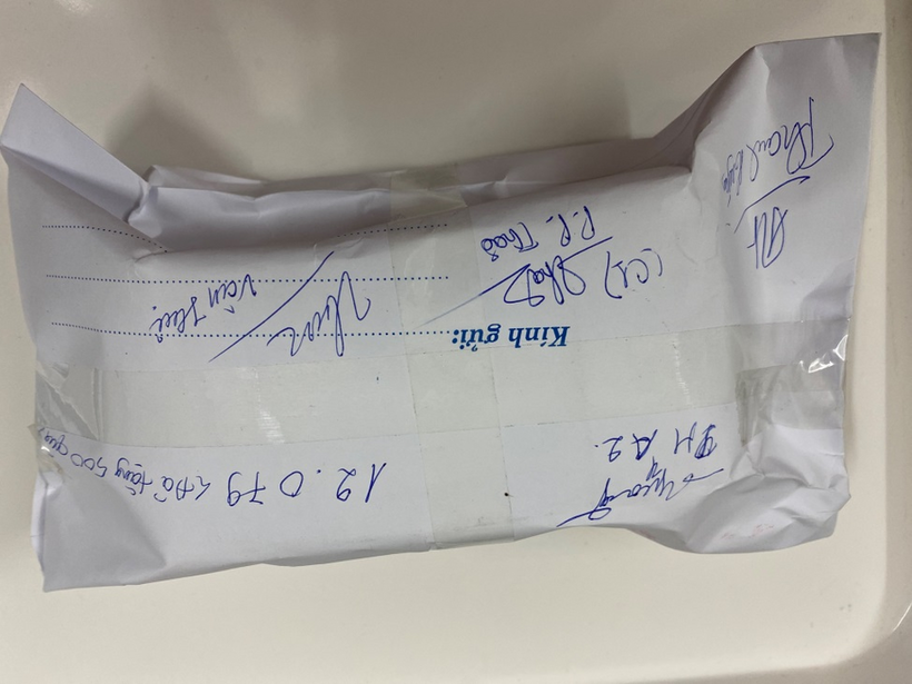 C:\Users\Administrator\Desktop\banh c hưng\z4027660951303_bd9f386af0c4737e8914a1028e9ec856.jpg