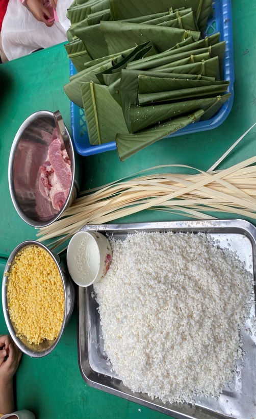 C:\Users\Administrator\Desktop\banh c hưng\z4027660995945_724980a1b560dcc543702527d69678fa.jpg