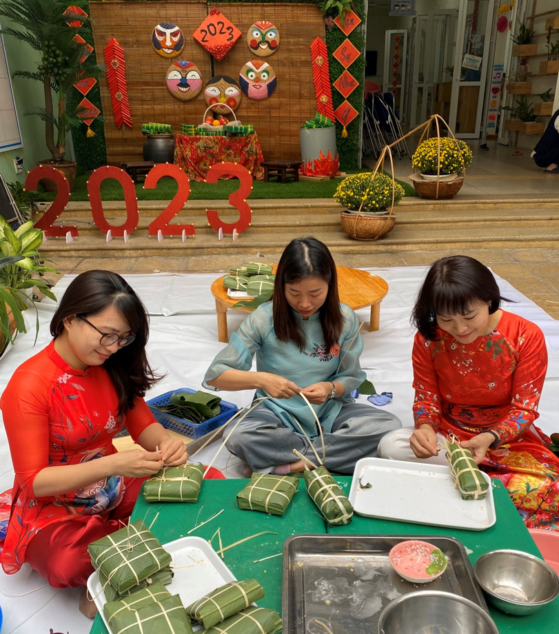 C:\Users\Administrator\Desktop\banh c hưng\z4027660909231_e54d7a88d74a2351edfc635fbd5d36c5.jpg