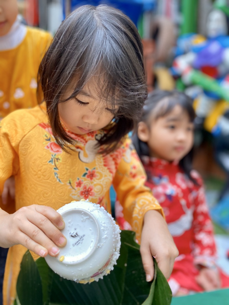 C:\Documents and Settings\Admin\Desktop\banh chung\z4028160539491_48b50ef2bbcae73aa21b752c9ef2a4f5.jpg