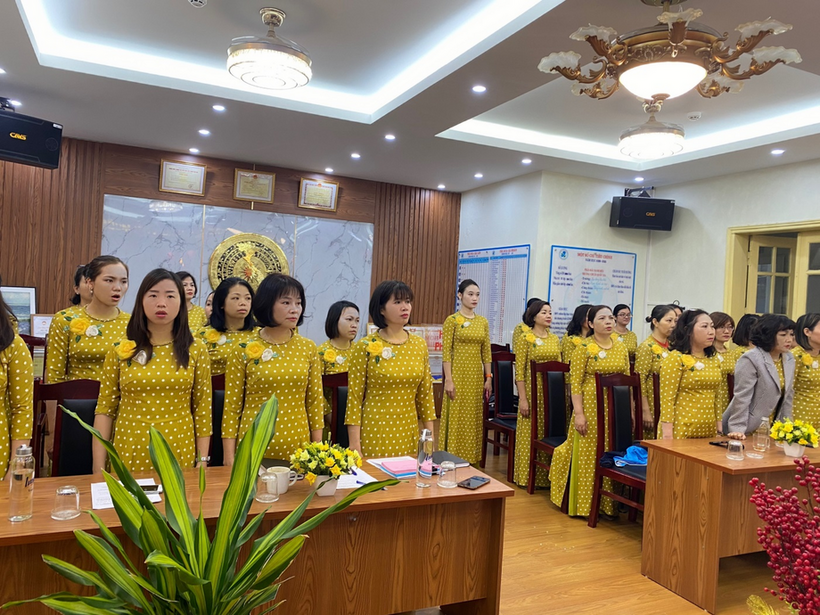 C:\Users\Administrator\Desktop\So ket\z4035619801858_4a51d48ae1f3ee815f28a1911d8f6e0e.jpg