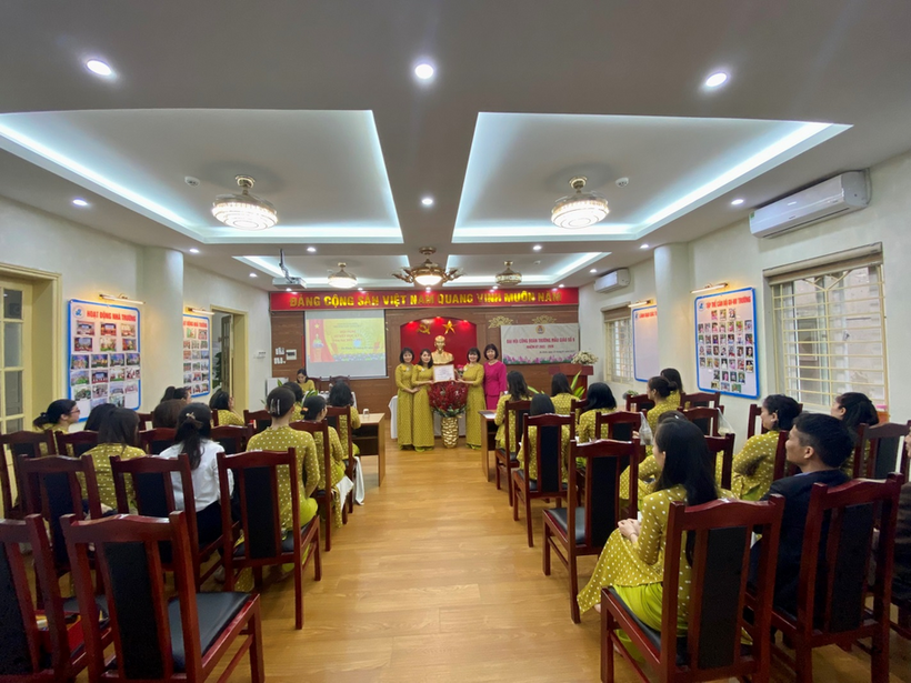 C:\Users\Administrator\Desktop\So ket\z4035746371411_0078de07d5a88e507c8ee527c32ac8f9.jpg