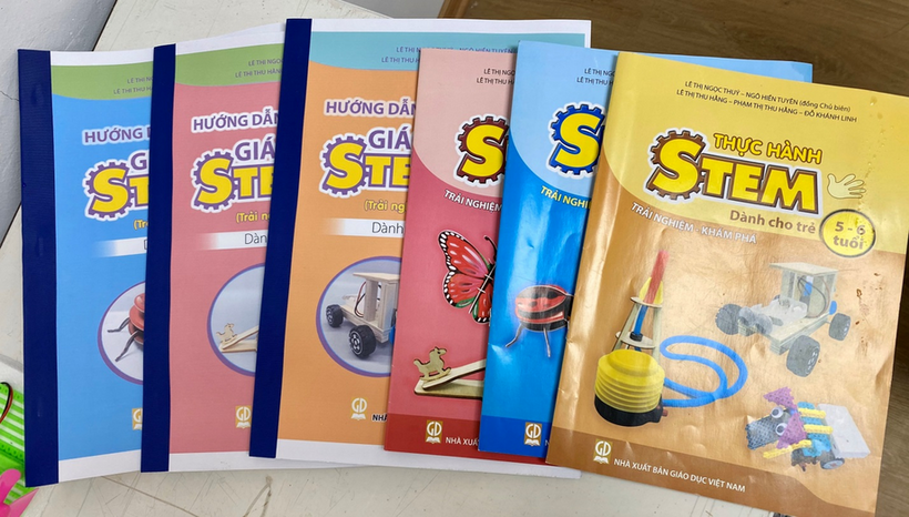 C:\Users\Administrator\Desktop\TAP HUÂN\z4143904060014_bfdbb52541edce1702d204ef2f2cf015.jpg