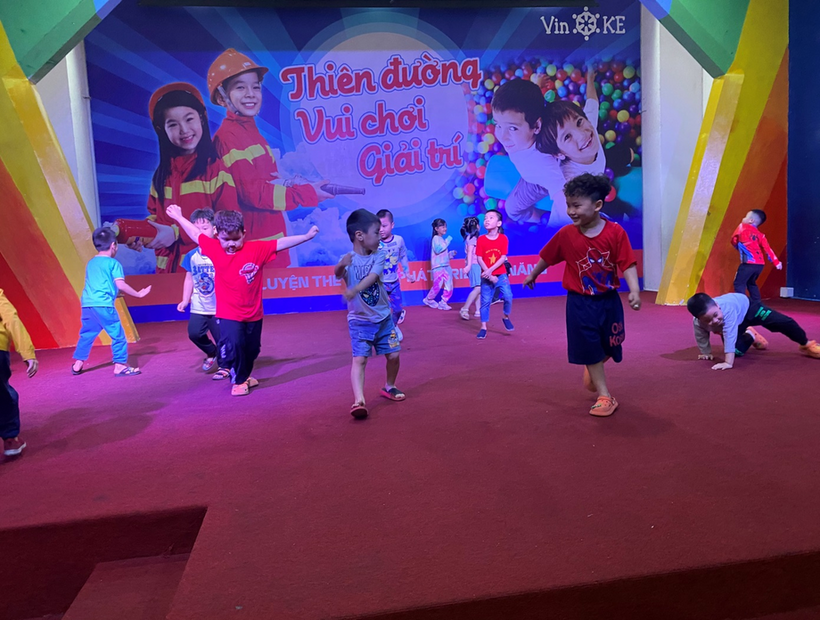 C:\Users\Administrator\Desktop\tham quan\z4245101476352_b643e70b1a1e7166d2bc51fb972ae379.jpg