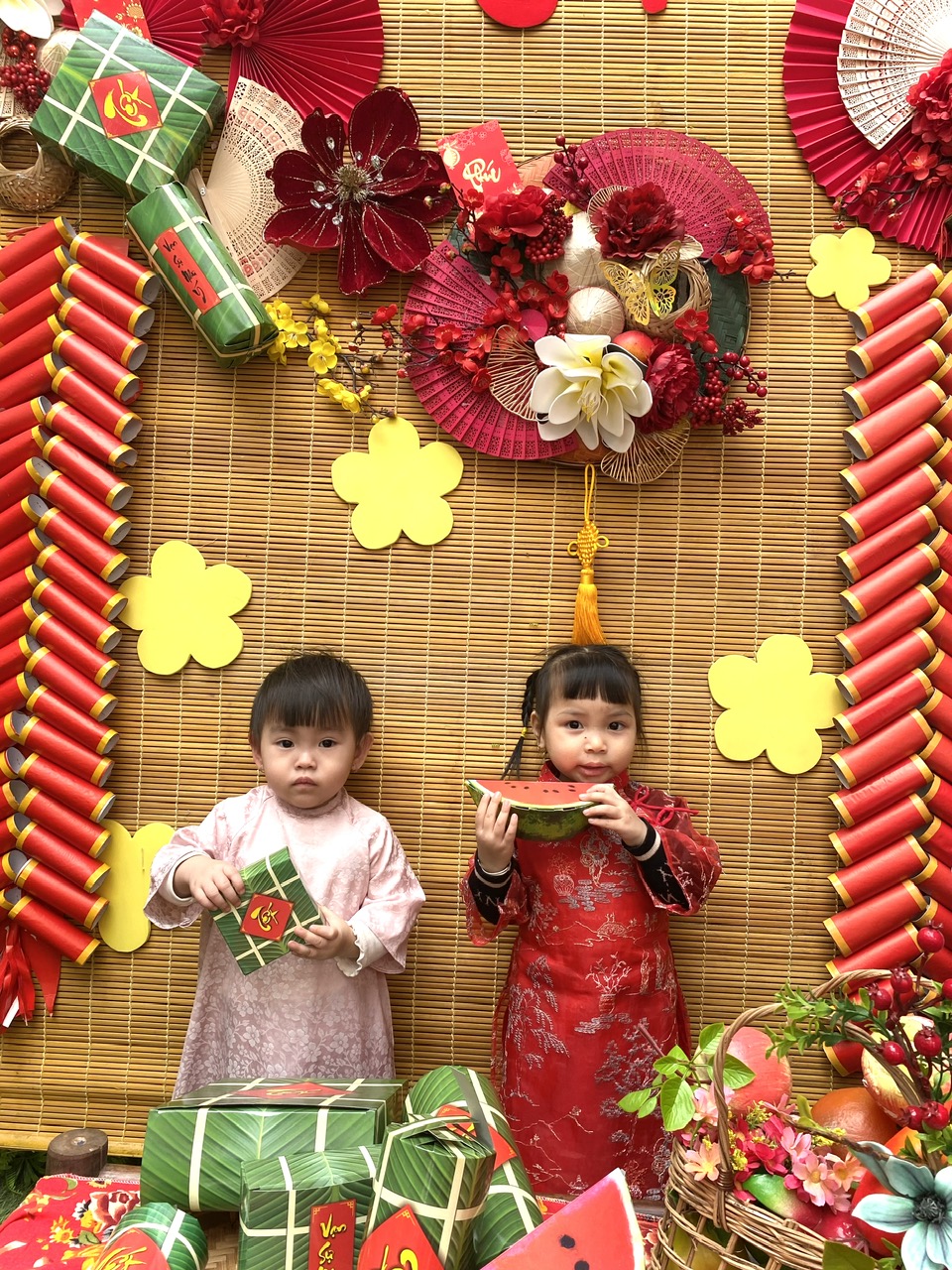 C:\Users\my pc\OneDrive\Máy tính\anh D1\z6233789884832_9777ce1dd9132e2220199e3c59dd9132.jpg