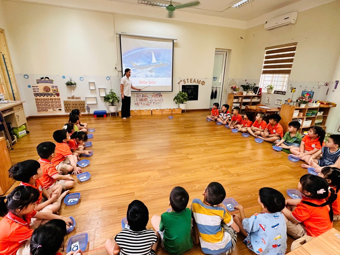 C:\Users\Techsi.vn\Desktop\hoc tap suot doi\gen-h-z7110444655503_ab981e13ebebd808b6b282078e2c1283.jpg