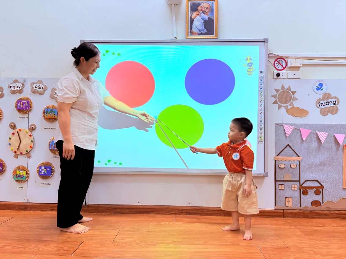 C:\Users\Techsi.vn\Desktop\hoc tap suot doi\z7101224606842_bf8e309ff3ed7cb752262070165ada10.jpg