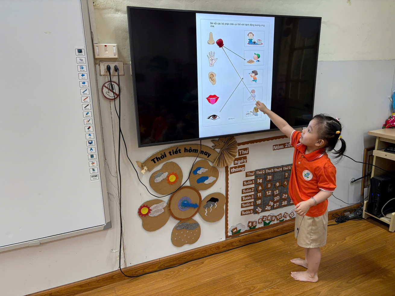 C:\Users\Techsi.vn\Desktop\hoc tap suot doi\gen-o-z7110354144091_678fdab203dbb8014361f6bb78652b27.jpg