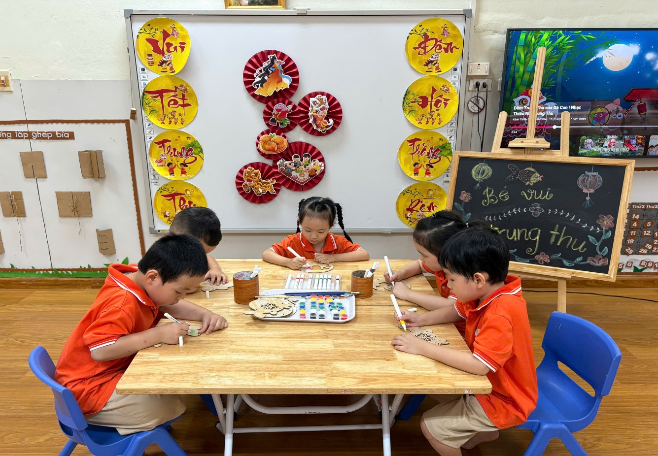 C:\Users\APRO\Downloads\Sâu [05-10-2025 21_36]\716775d9ac7b26257f6a1.jpg