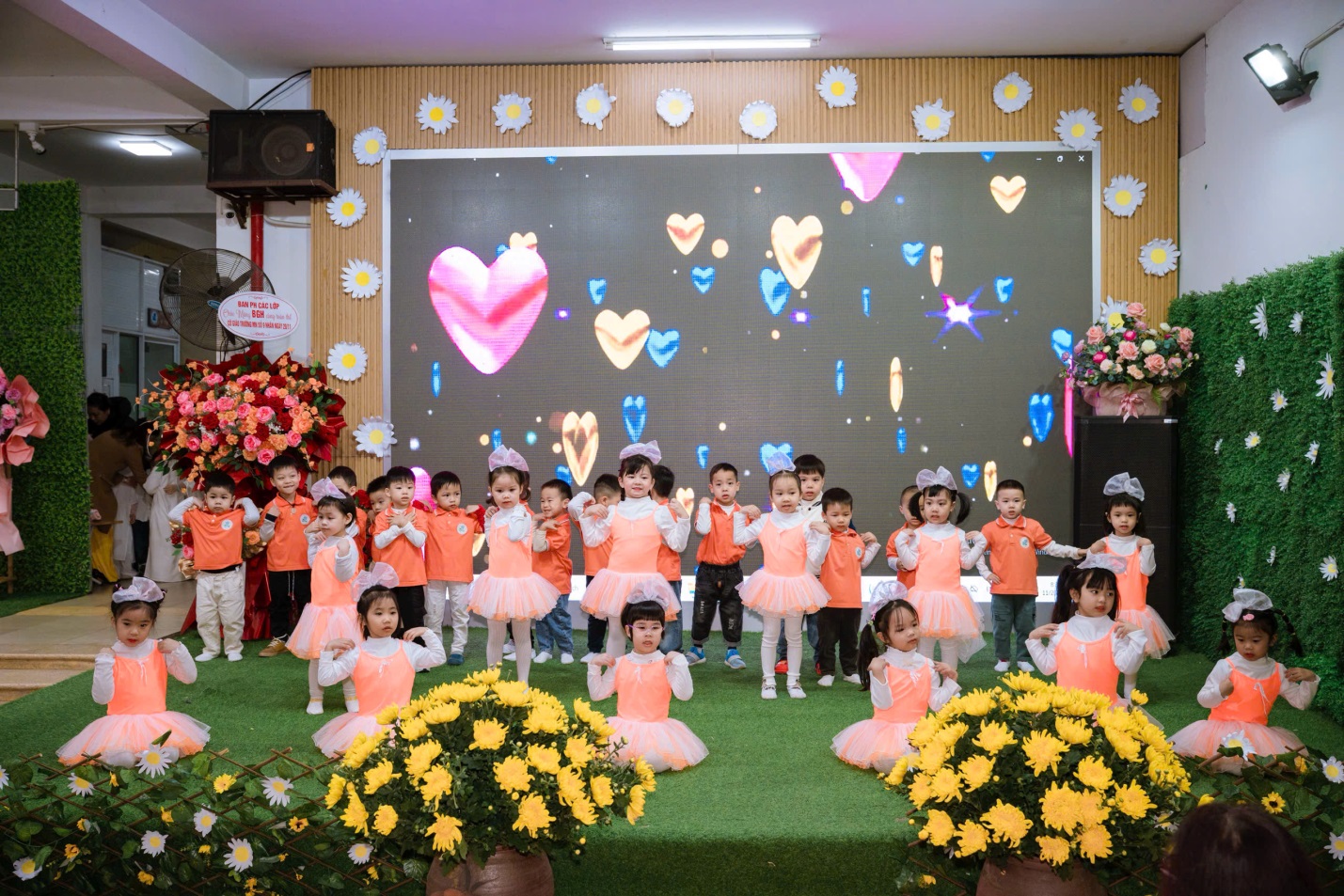 C:\Users\Administrator\Desktop\bài viết 20.11\z7244400314319_11bdee8829d5fea9cabdbc382ac9f3a9.jpg