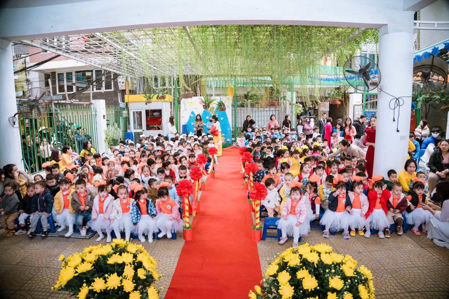 C:\Users\Administrator\Desktop\bài viết 20.11\z7244233062811_36389f84a59684b70540dba76d45eb7b.jpg