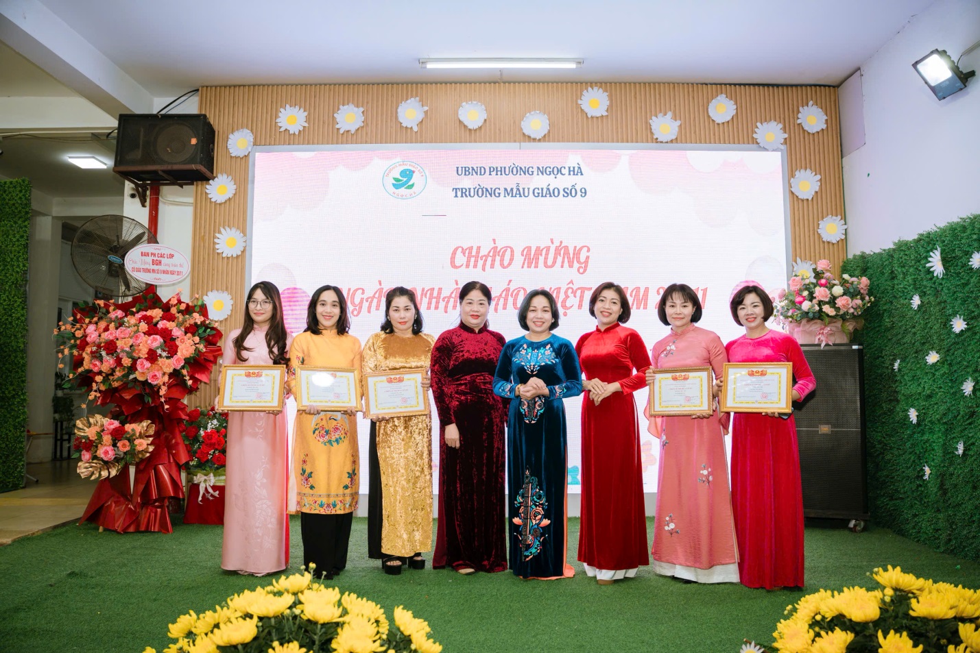 C:\Users\Administrator\Desktop\bài viết 20.11\z7244233068541_4732cee182131d2213eb4772923d58e8.jpg