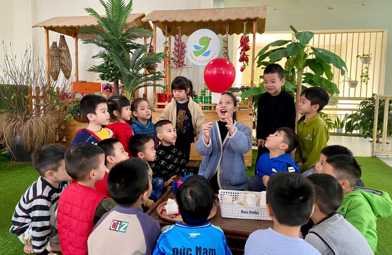 C:\Users\Administrator\Desktop\Khinh khi cau\z6421117295710_7c2ac19a3a0c637f430fc8202bed0e2e.jpg