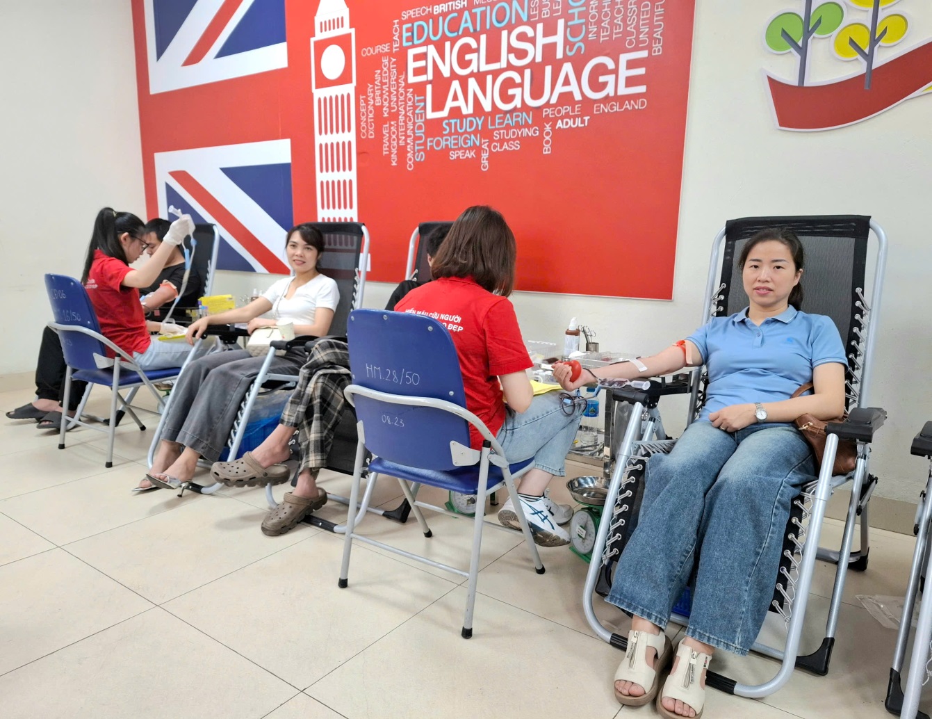 z6520090634558_6b8e819c403fe32e9ab8eac9f3df5a9c