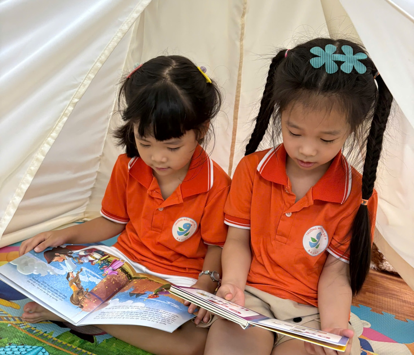 C:\Users\Administrator\Desktop\HĐ Phòng thư viện\gen-h-z7052028177969_7196fc625f2e29d868245963e17f7d42.jpg