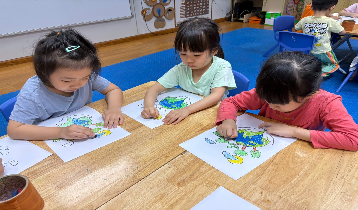 C:\Users\Techsi.vn\Desktop\truyền thông\z7651749320103_7d18579e9cffc0ecba0c756e400bfeaf.jpg