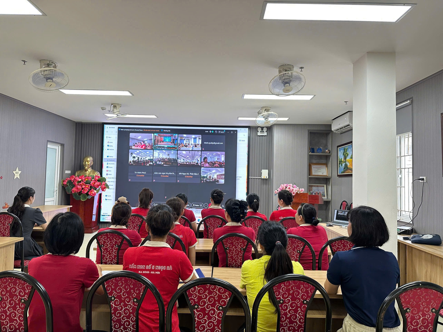 https://mnsaomai.ngocha.edu.vn/UploadFinder/images/2026/8/20/20082026093512_3.png